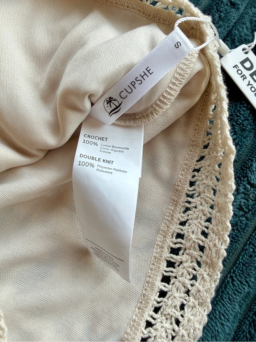NWT Cupshe Cream Crochet Romper Playsuit with Spaghetti Straps - Picture 4 of 9